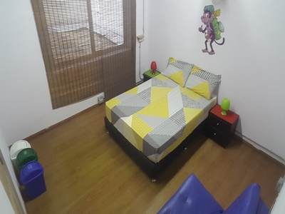 Purple Monkey Hostel Medellin Private Room